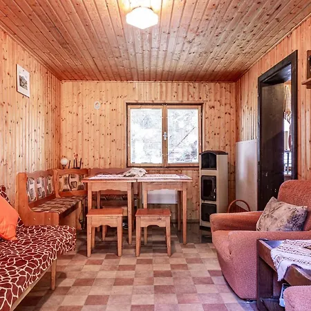 Landhuis Chata Tri Zruby Pri Besenovej *